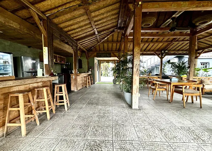 Guest house Alisha 3*